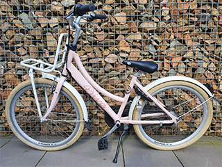 Straatman kinderfietsen - Batavus-24-inch-meisjes-fiets-roze-met-38-cm-frame